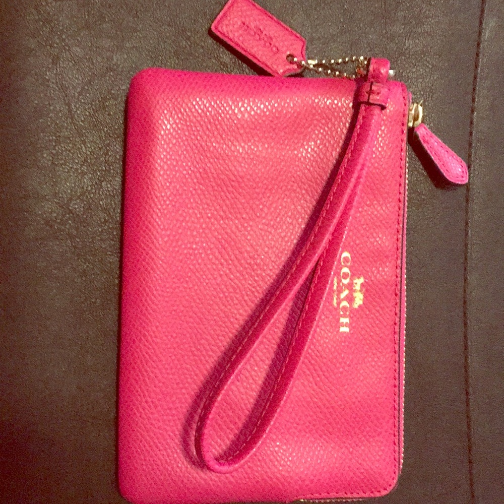 Small COACH clutch wristlet